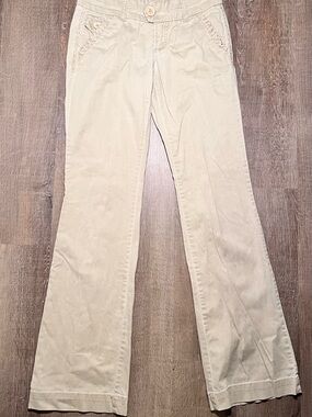 BKE Y2K style women’s flare khaki pants size 26/2 unique stitching detail